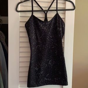 Lululemon workout tank